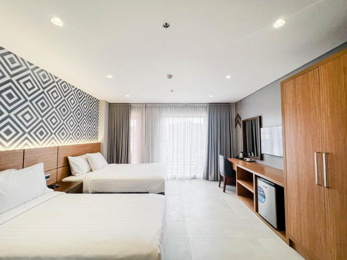 The Manaoag Hotel Экстерьер фото
