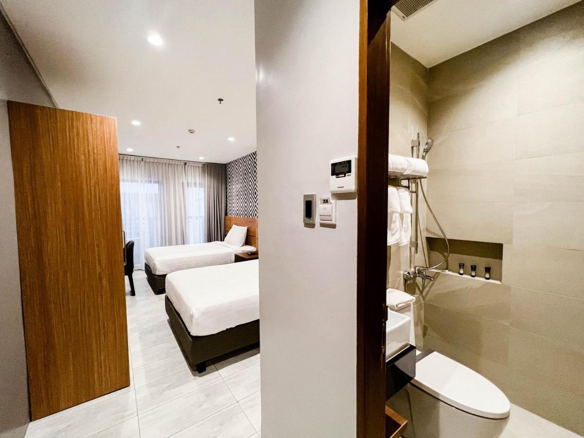The Manaoag Hotel Экстерьер фото